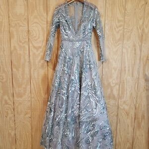 Mac Duggal NEW Sage Green Crystal Appliqué Ball Gown Dress Size 2 #679…